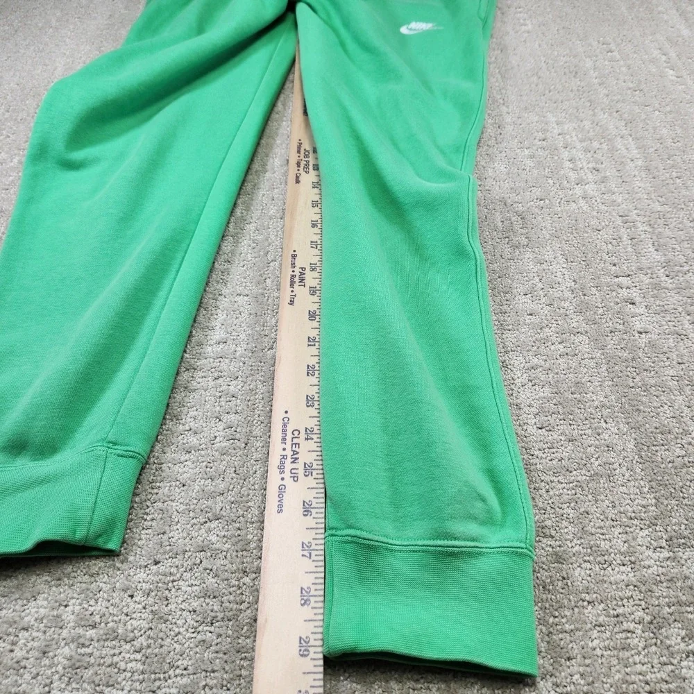 Nike Joggers Men Small Club Fleece Green Bv2671 362 Athleisure Sweatpants